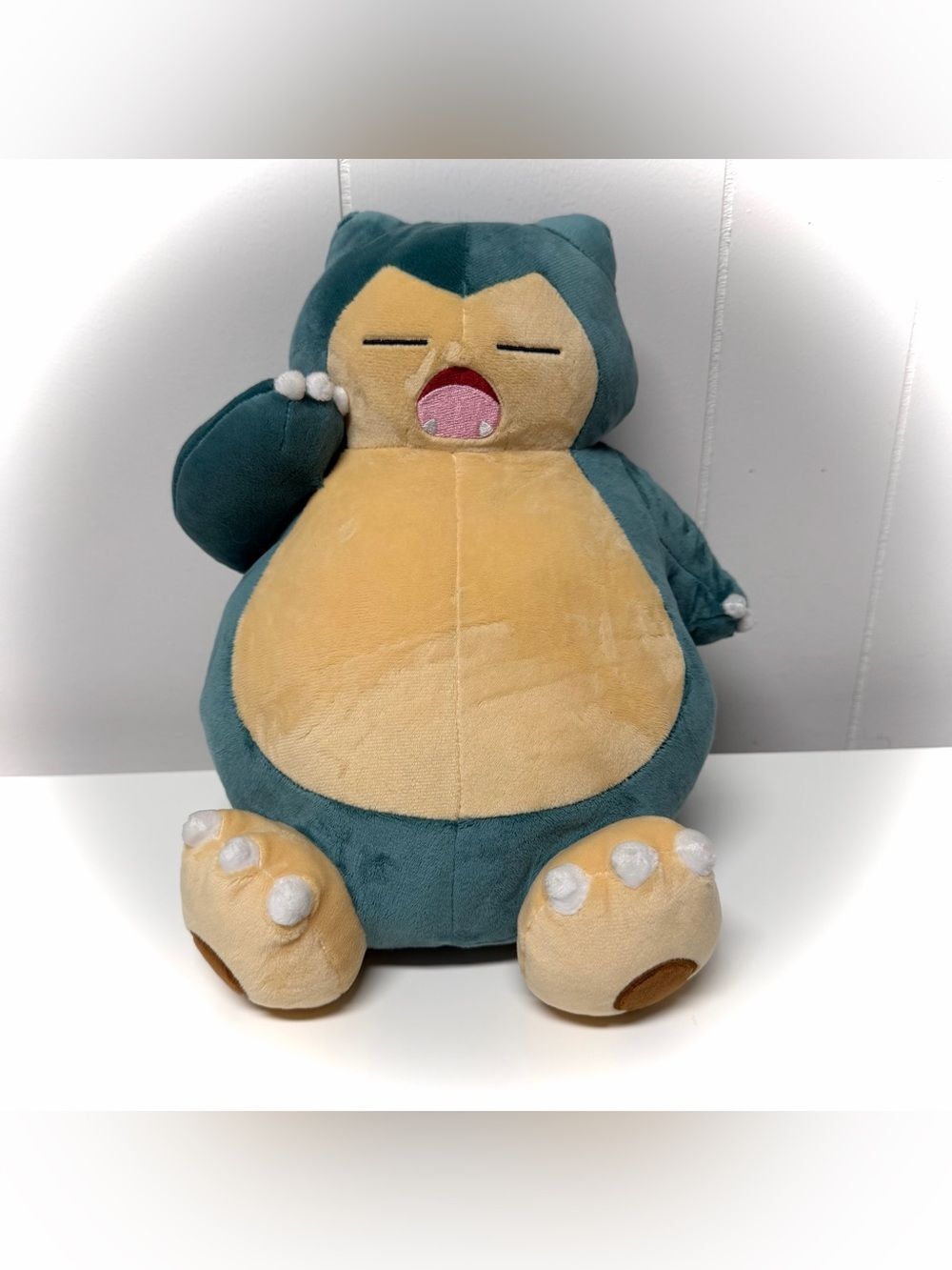 NWT Pokémon Center Yawning Snorlax Plush